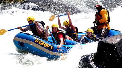 Boat Cruise at the Nile Source | Gorilla Trek Africa 1 Day Jinja Tour